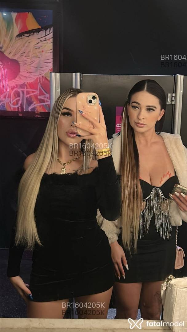 Acompanhante mulher com cabelo castanho de olhos verdes em São Paulo - Raquel Moura