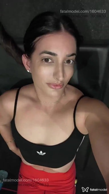 Acompanhante mulher com cabelo castanho de olhos mel - Lauren Liv