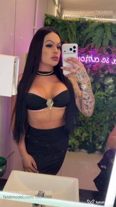 Acompanhante homem trans morena (o) de olhos castanhos em São José - Agatha Ribeiro