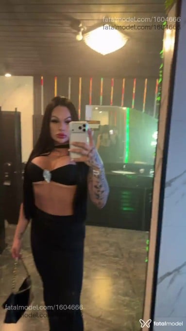 Acompanhante homem trans morena (o) de olhos castanhos em São José - Agatha Ribeiro