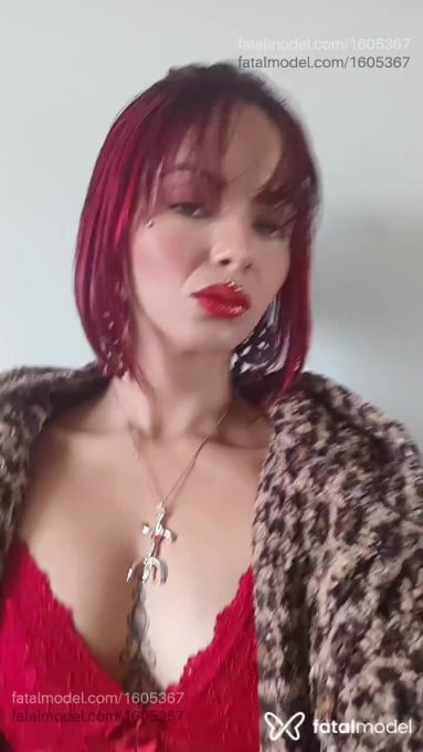 Acompanhante mulher morena (o) de olhos mel em Brusque - Queenkimi