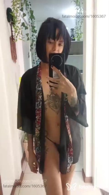Acompanhante mulher morena (o) de olhos mel em São Paulo - Queenkimi