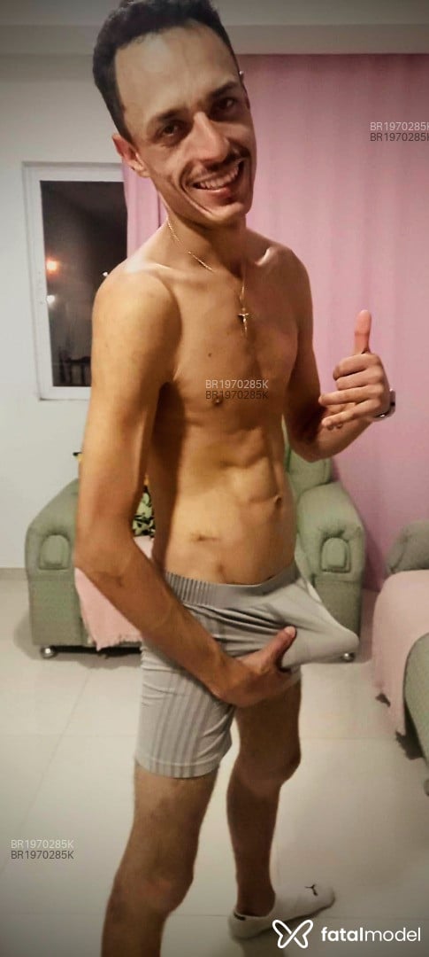 Acompanhante homem com cabelo castanho de olhos castanhos em Lages Acompanhante homem com cabelo castanho de olhos castanhos em Lages - Eduardo Ferreira