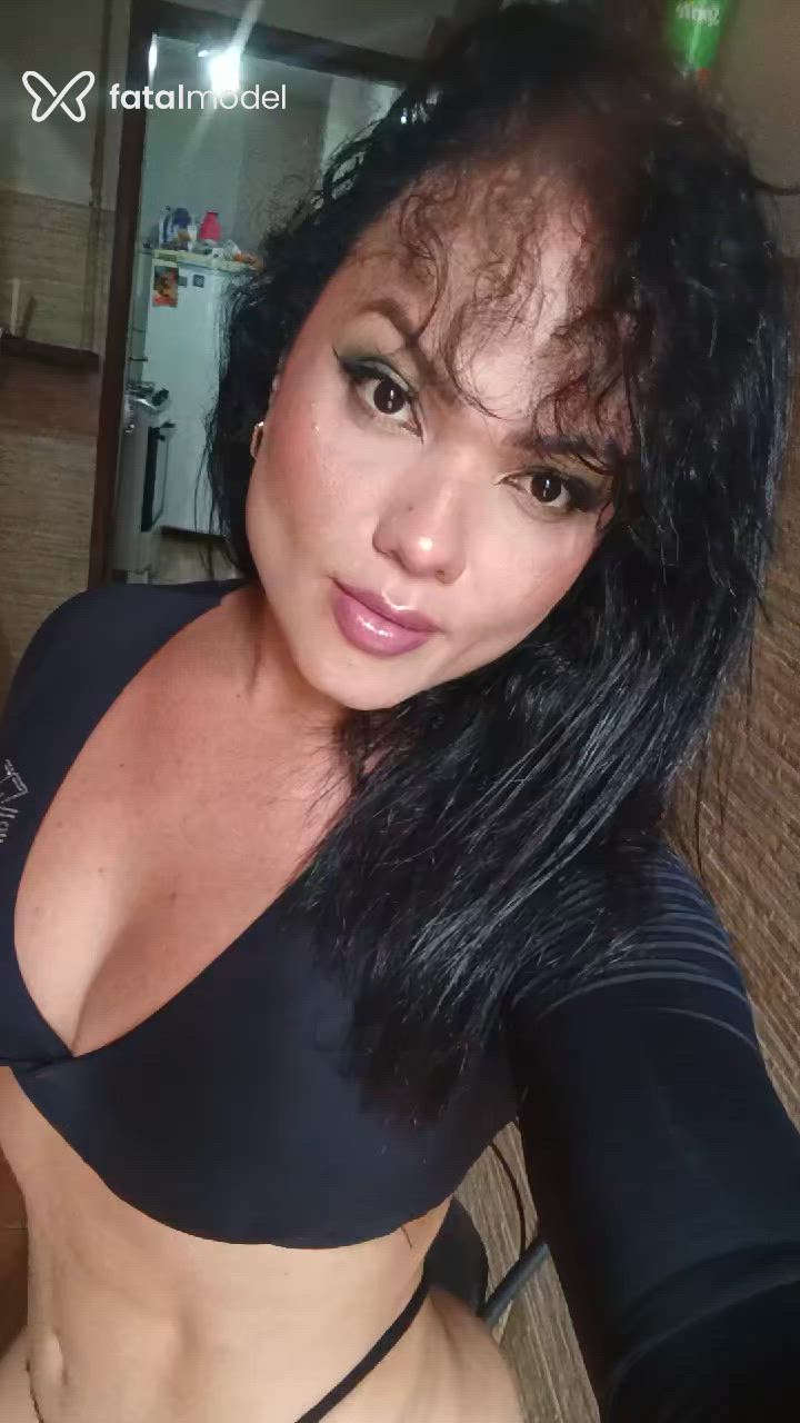 Acompanhante mulher morena (o) de olhos castanhos - Amandiinha