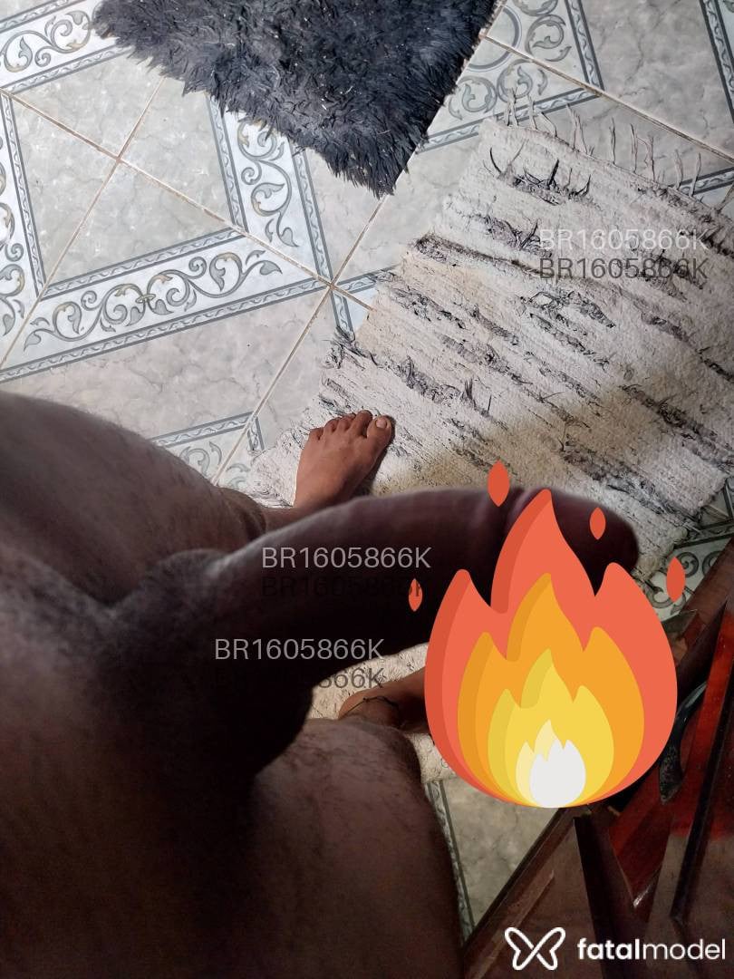 Acompanhante homem morena (o) de olhos castanhos em Santarém Acompanhante homem morena (o) de olhos castanhos em Santarém - Jhonny