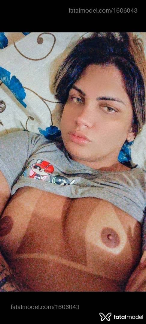 Acompanhante mulher trans loira (o) de olhos mel - Rafaella Lima