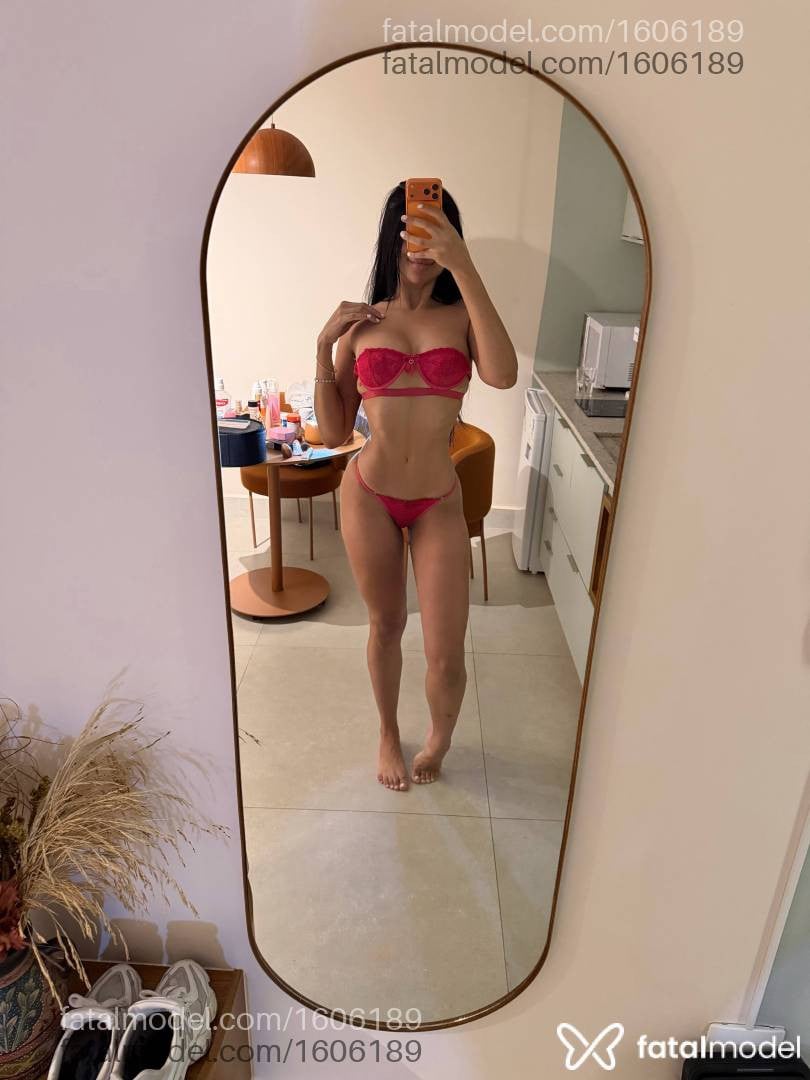 Acompanhante mulher morena (o) de olhos castanhos em Salvador - Bianca Dias