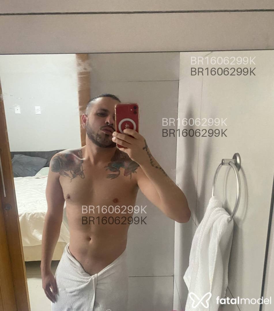 Acompanhante homem morena (o) de olhos azuis em Guarapuava - Lohan Henrique