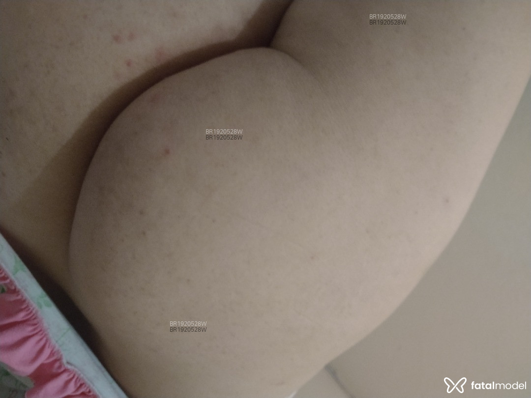 Acompanhante mulher com cabelo castanho de olhos mel em Virtual Acompanhante mulher com cabelo castanho de olhos mel em Virtual - Nicole