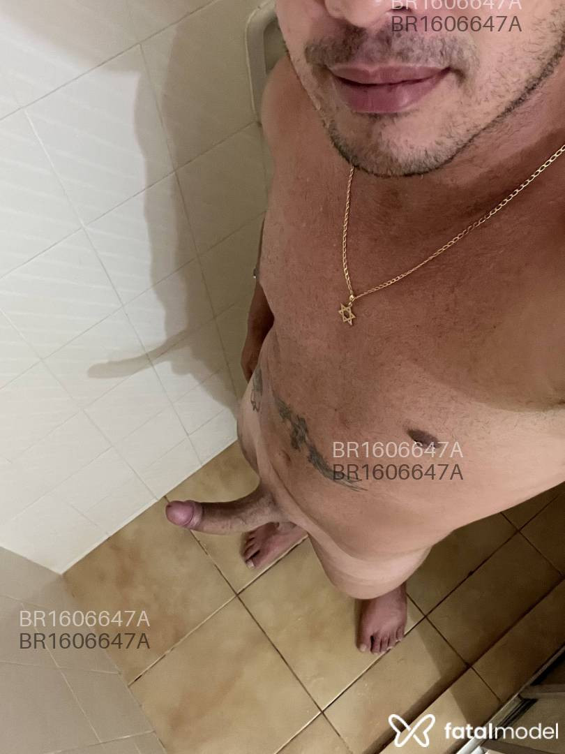 Acompanhante homem com cabelo grisalho de olhos castanhos em Presidente Prudente Acompanhante homem com cabelo grisalho de olhos castanhos em Presidente Prudente - Bruno Ferraz