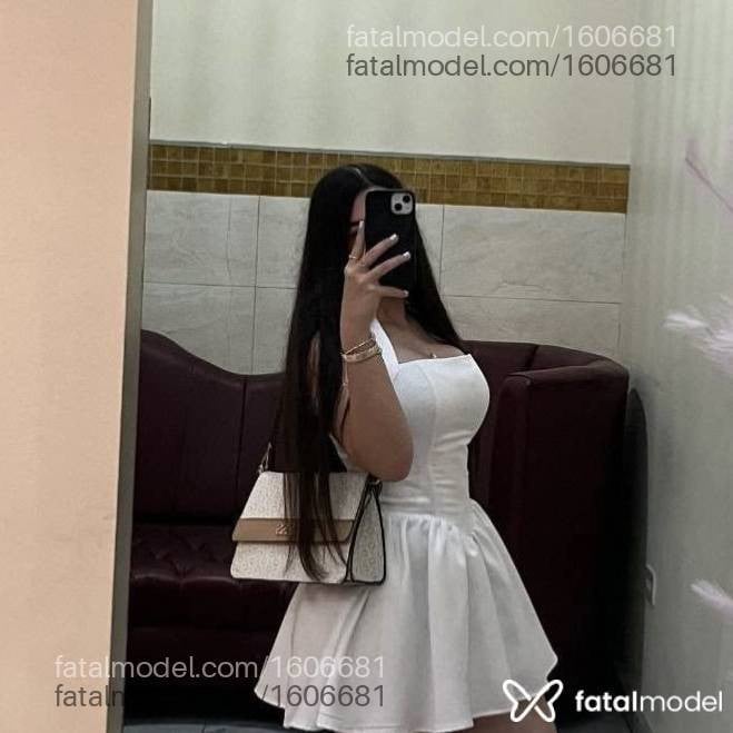 Acompanhante mulher morena (o) de olhos pretos - Juliana