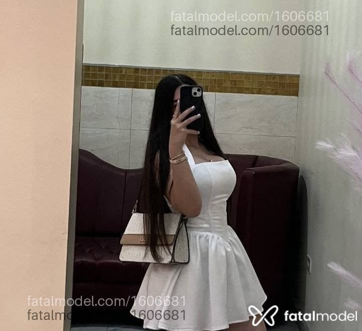 Acompanhante mulher morena (o) de olhos pretos - Juliana