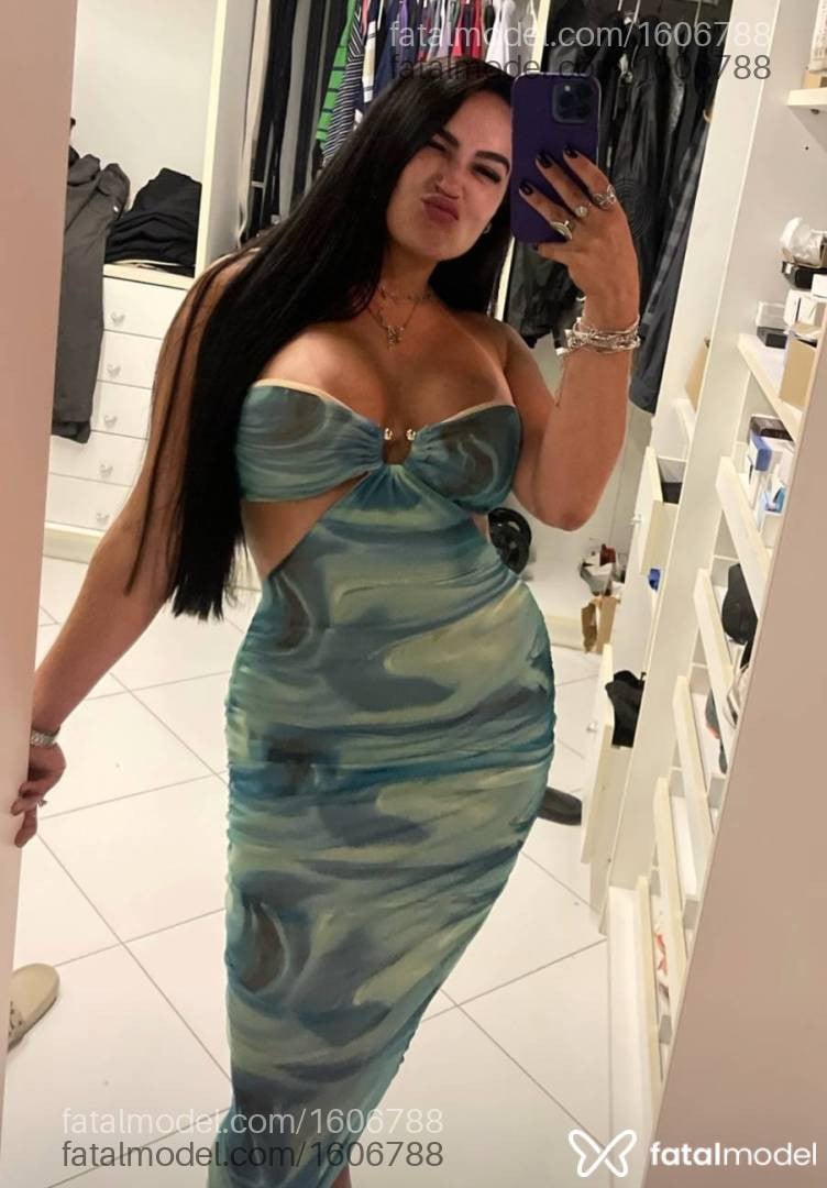 Acompanhante mulher morena (o) de olhos verdes - Antonella Marques