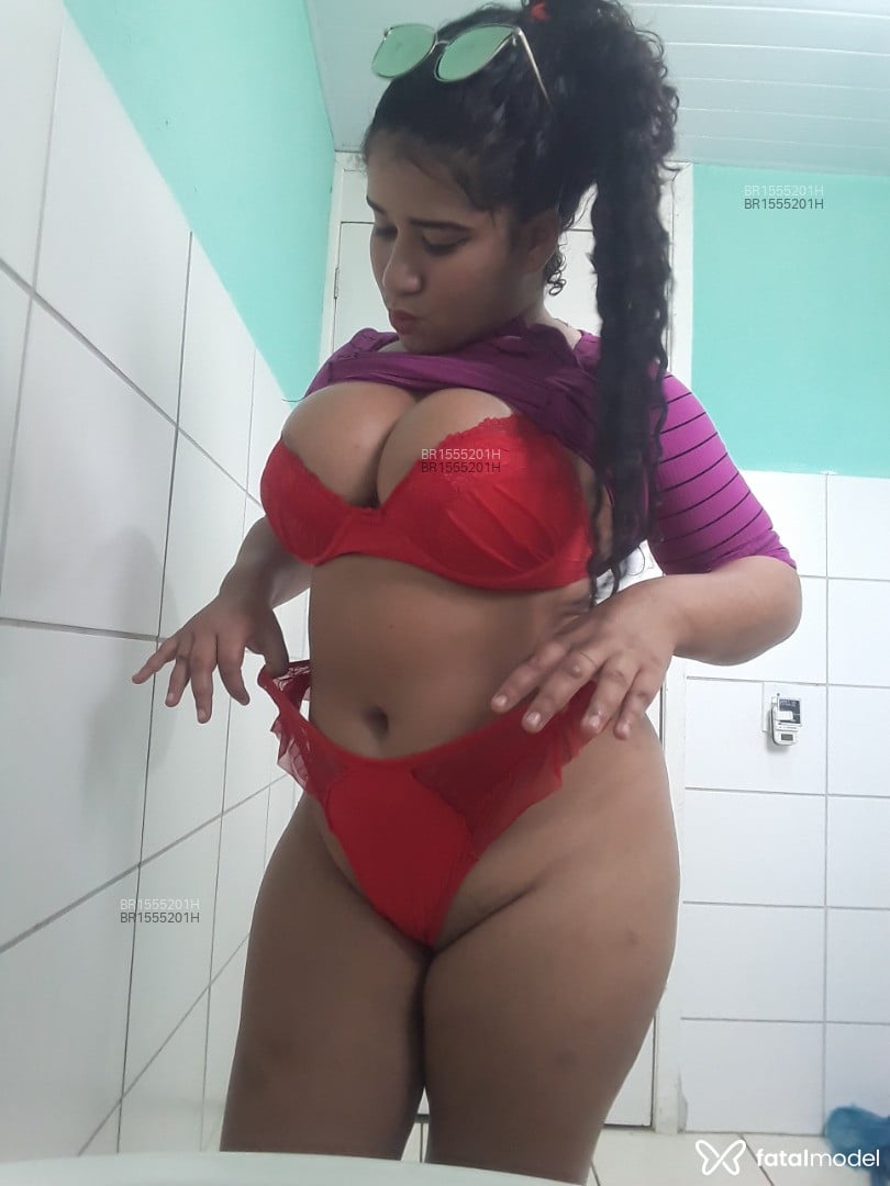 Acompanhante mulher morena (o) de olhos pretos em Cachoeiro de Itapemirim - Juju Ferraz