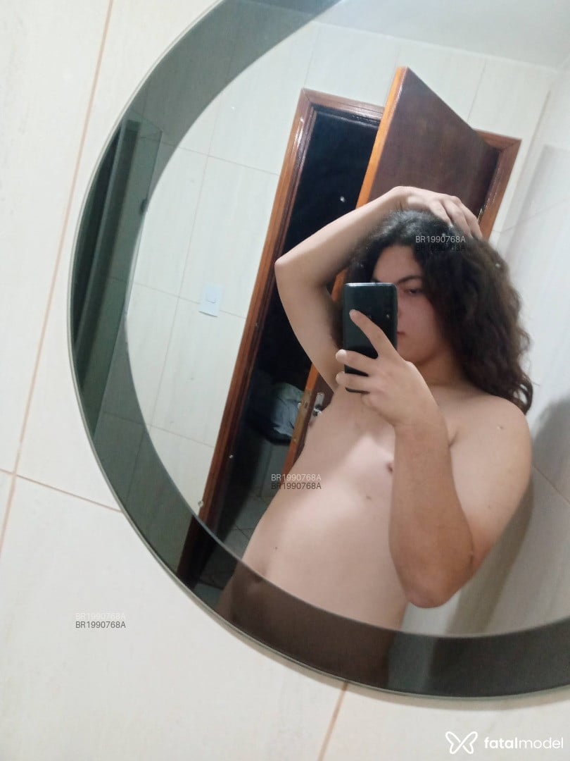 Acompanhante mulher trans com cabelo castanho de olhos castanhos em Lins Acompanhante mulher trans com cabelo castanho de olhos castanhos em Lins - Fernanda Manzanni