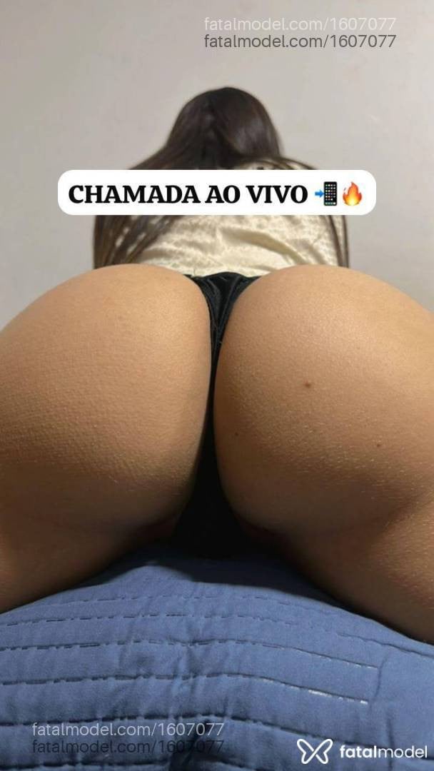 Acompanhante mulher com cabelo castanho de olhos verdes - Nic
