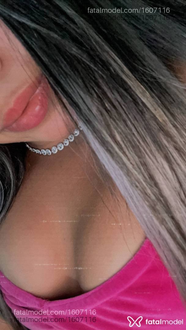 Acompanhante mulher loira (o) de olhos castanhos - Cristal Lopes