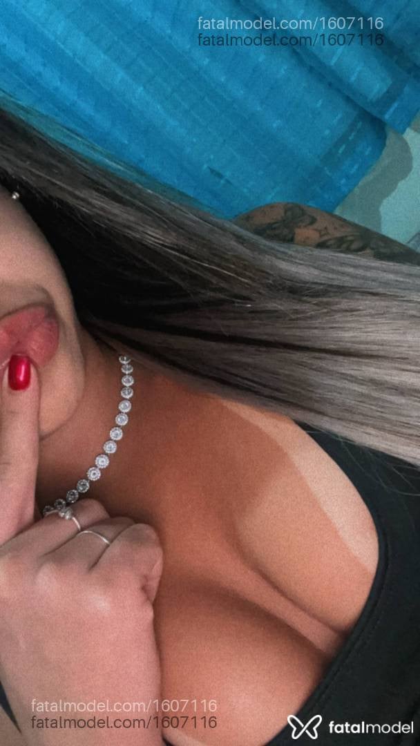 Acompanhante mulher loira (o) de olhos castanhos em Cachoeiro de Itapemirim - Cristal Lopes