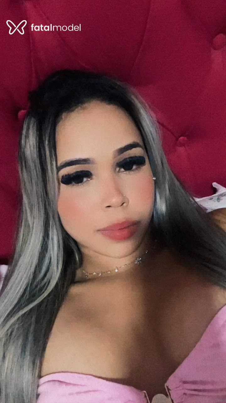 Acompanhante mulher loira (o) de olhos castanhos em Cachoeiro de Itapemirim - Cristal Lopes