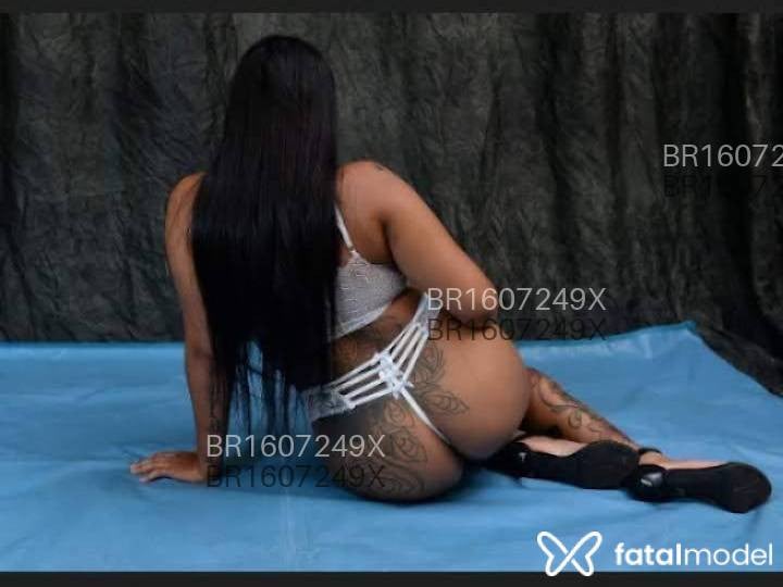 Acompanhante mulher morena (o) de olhos castanhos em Luziânia - Deyse Lins