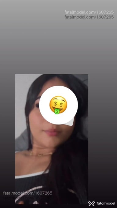 Acompanhante mulher morena (o) de olhos castanhos - Valentina