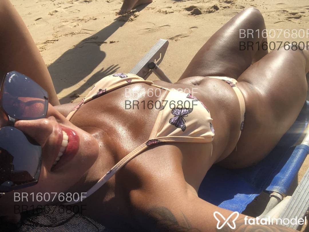 Acompanhante mulher morena (o) de olhos castanhos em Maceió Acompanhante mulher morena (o) de olhos castanhos em Maceió - Sarah Mesquita