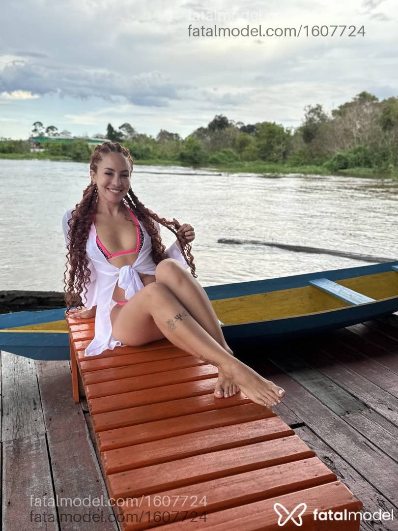 Acompanhante mulher ruiva (o) de olhos castanhos em São Paulo - Roberta Faganelli