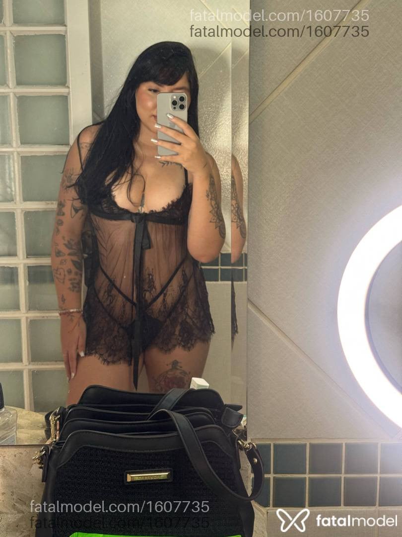 Acompanhante mulher morena (o) de olhos castanhos - Rafinha