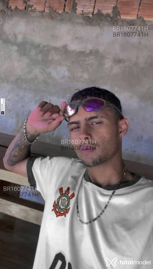 Acompanhante homem morena (o) de olhos pretos em Sinop - Daniel