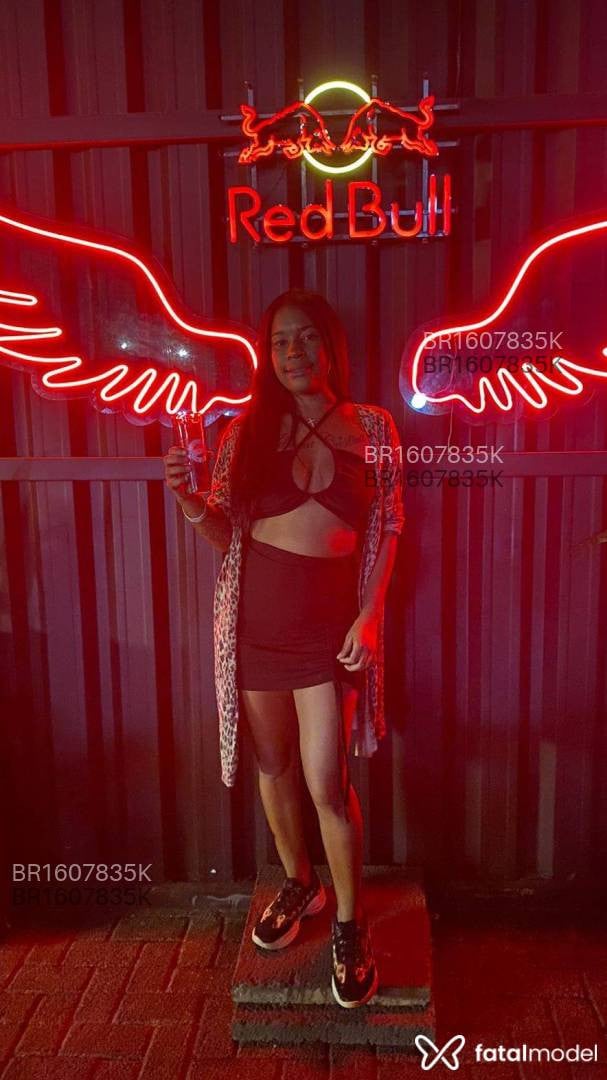 Acompanhante mulher morena (o) de olhos castanhos em Jundiaí Acompanhante mulher morena (o) de olhos castanhos em Jundiaí - Mellisa borgis