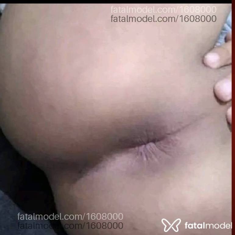 Acompanhante travesti loira (o) de olhos cinza - Priscila