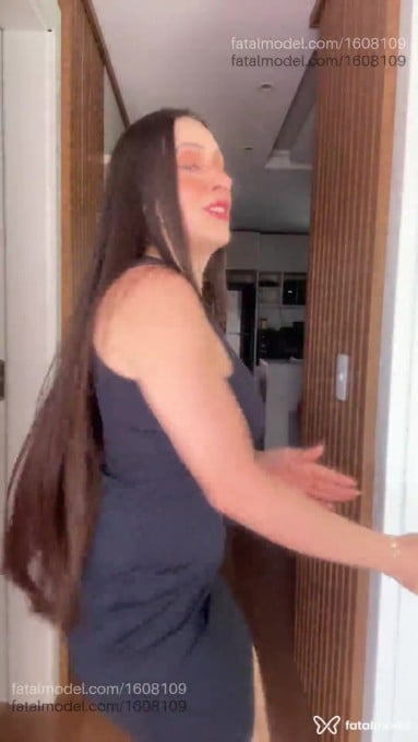 Acompanhante mulher com cabelo castanho de olhos castanhos em Porto Alegre - Eduarda ferraz