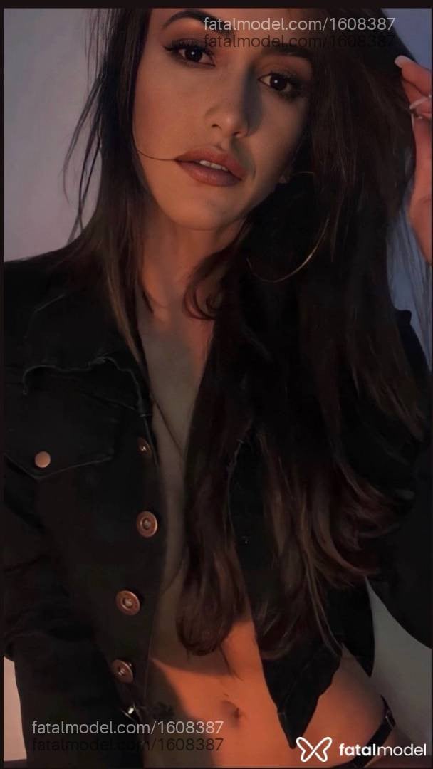 Acompanhante mulher morena (o) de olhos castanhos - Kamillinha
