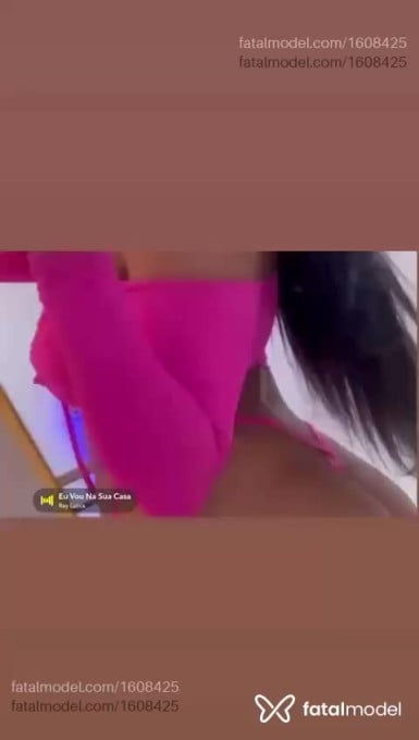 Acompanhante mulher com cabelo castanho de olhos castanhos em Birigui - Alice