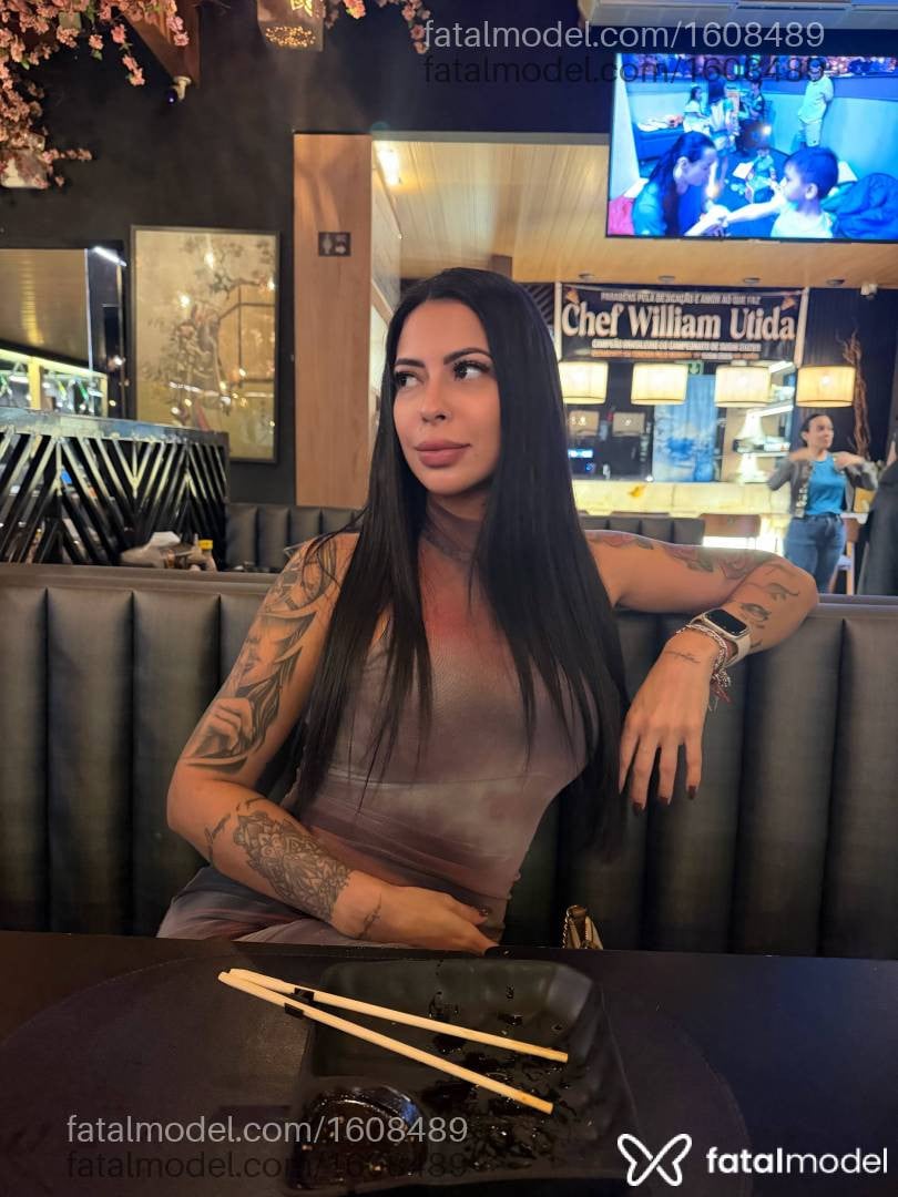 Acompanhante mulher morena (o) de olhos pretos em Dourados - Luana Castro