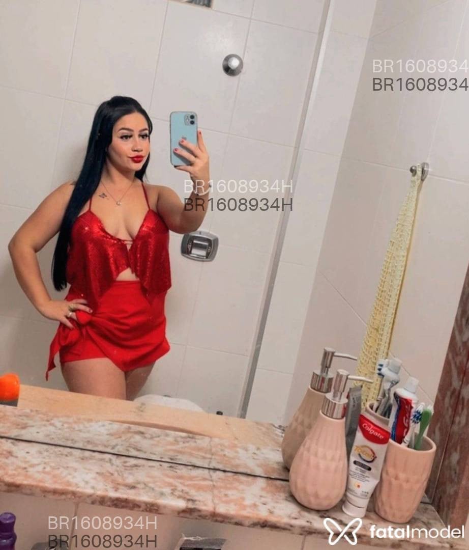 Acompanhante mulher morena (o) de olhos mel em Londrina - Ágatha
