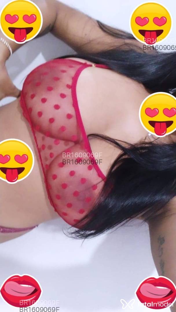 Acompanhante mulher com cabelo castanho de olhos castanhos em Rio de Janeiro - Carolina Souza
