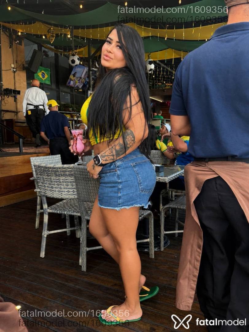 Acompanhante mulher morena (o) de olhos castanhos em Caratinga - Dani