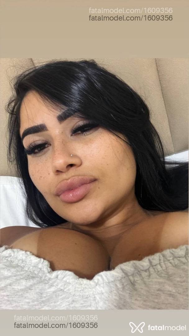 Acompanhante mulher morena (o) de olhos castanhos - Dani