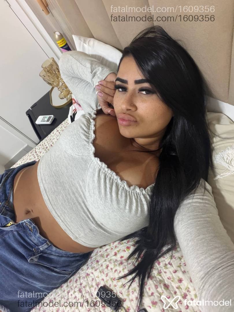 Acompanhante mulher morena (o) de olhos castanhos em Caratinga - Dani