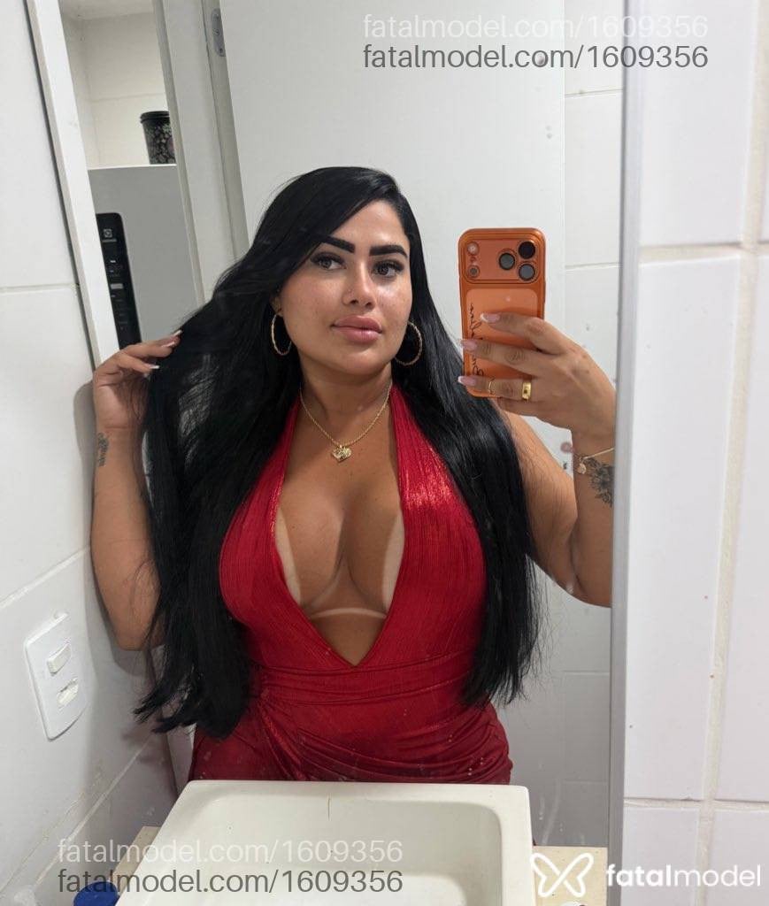 Acompanhante mulher morena (o) de olhos castanhos - Dani