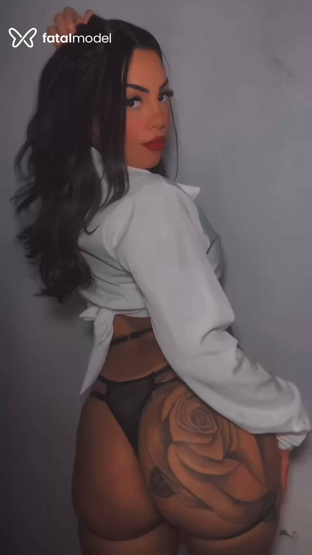 Acompanhante mulher com cabelo castanho de olhos castanhos em Dourados - Angel