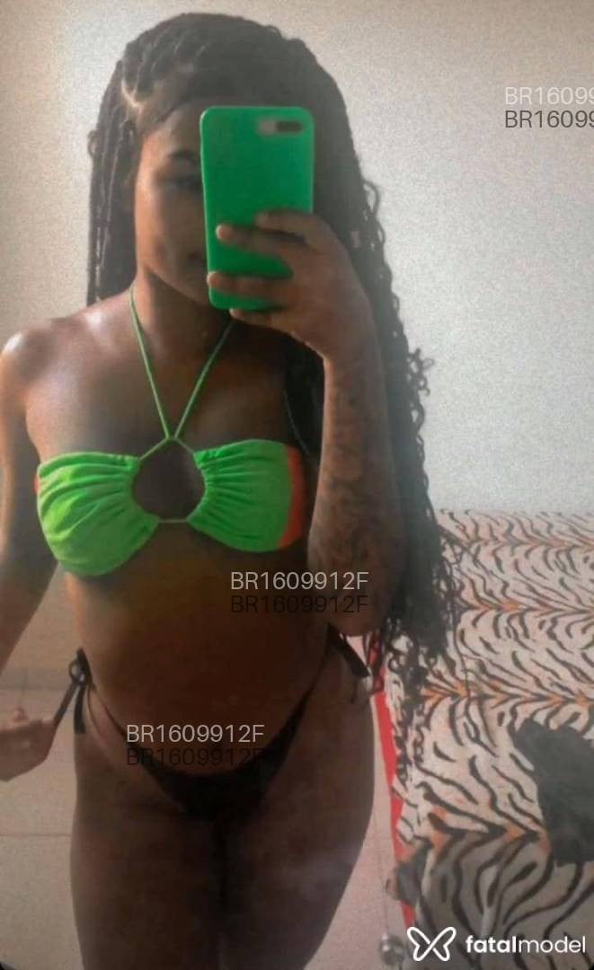 Acompanhante mulher morena (o) de olhos castanhos em Vitória da Conquista - Cleópatra