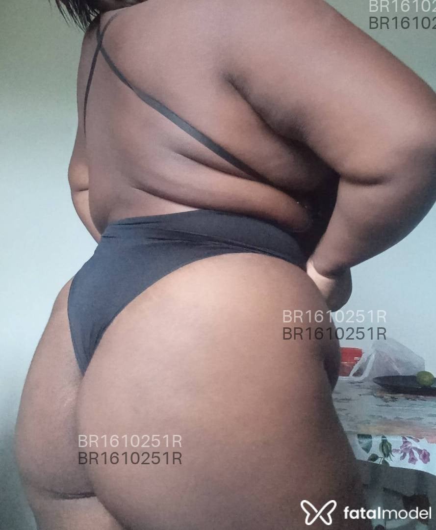 Acompanhante mulher morena (o) de olhos pretos em Itajaí - Bianca