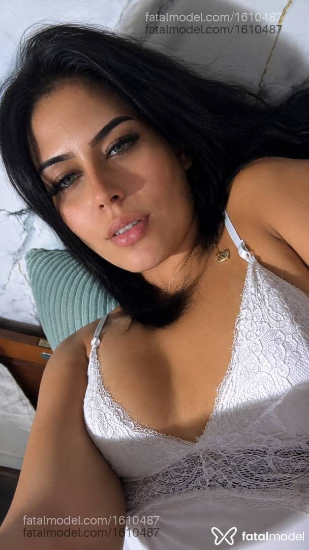 Acompanhante mulher trans morena (o) de olhos mel em Patos Acompanhante mulher trans morena (o) de olhos mel em Patos - Vih Guedes