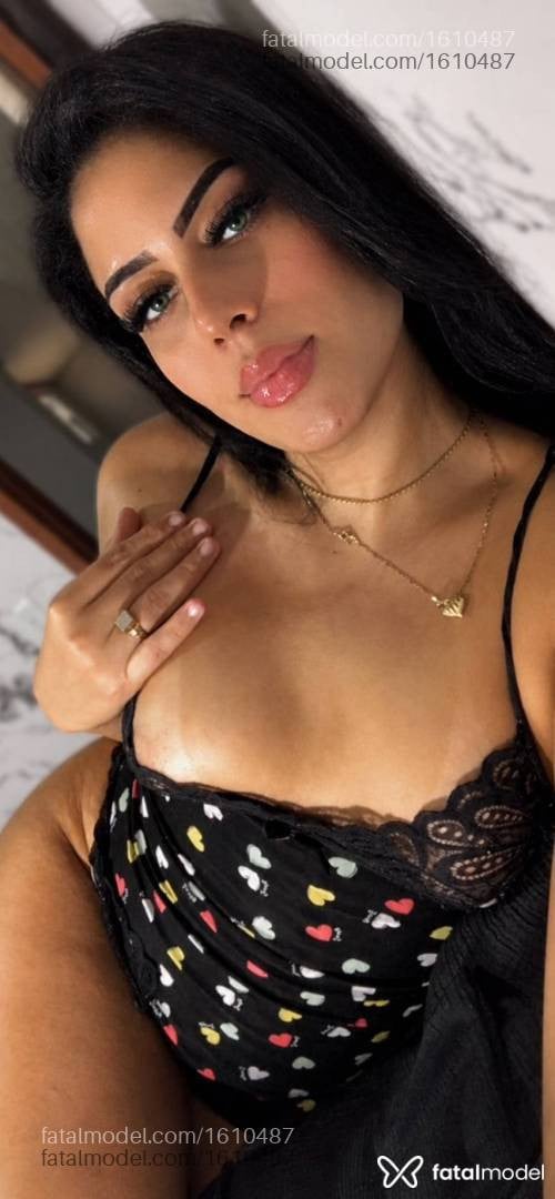 Acompanhante mulher trans morena (o) de olhos mel em Garanhuns - Vih Guedes