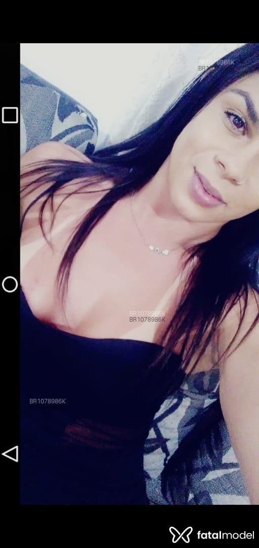 Acompanhante trans morena (o) de olhos castanhos - Fernanda