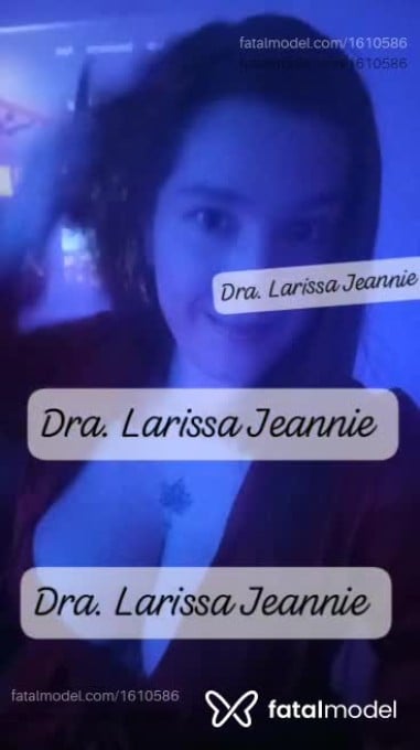 Acompanhante mulher ruiva (o) de olhos castanhos em São Paulo - DraLarissa Jeannie