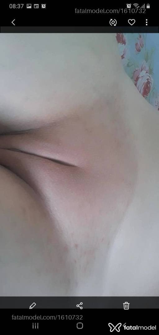 Acompanhante mulher com cabelo castanho de olhos mel - Gabriela
