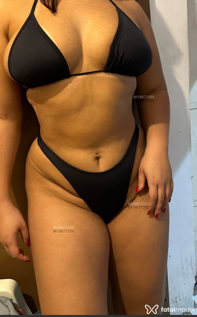 Acompanhante mulher morena (o) de olhos castanhos em Vitória da Conquista Acompanhante mulher morena (o) de olhos castanhos em Vitória da Conquista - Julia